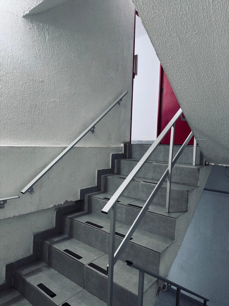 ESCADA-GALERIA.jpg